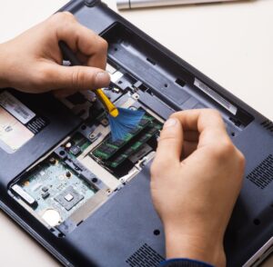 Venice’s Computer Repair Industry